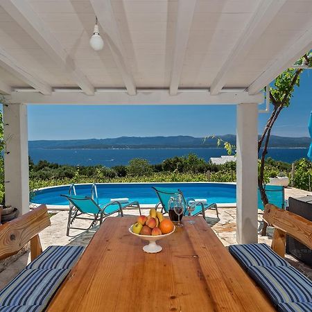 Holiday Home Vineyard House Bol Exterior photo