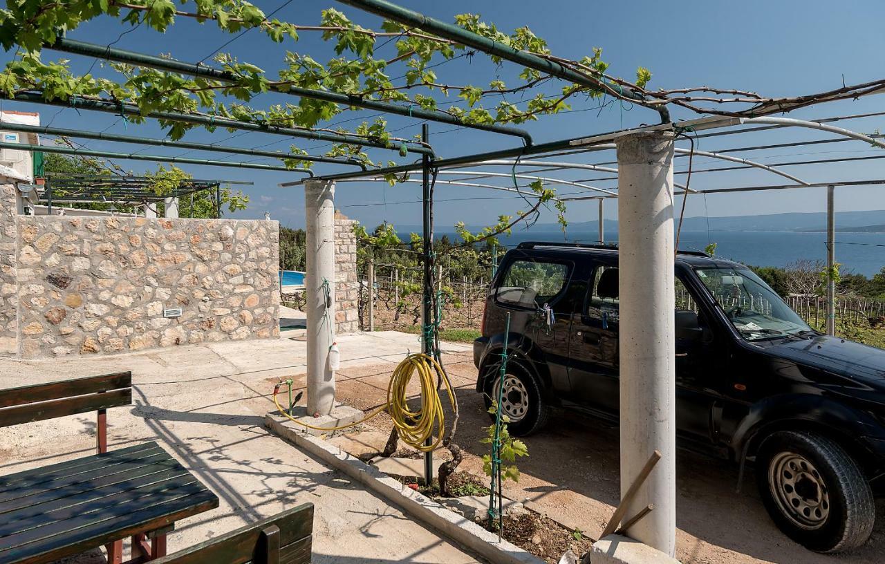 Holiday Home Vineyard House Bol Exterior photo